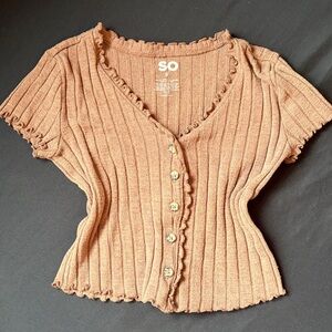 SO Women's Ribbed Button-Up Crop Top - Tan